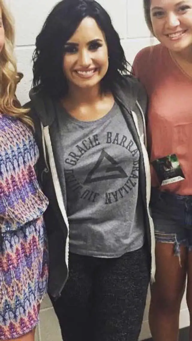 demi-lovato-gracie-barra