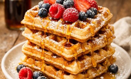 15 Easy Vanilla Protein Waffle Recipes (Crispy on the Outside, Fluffy Inside)